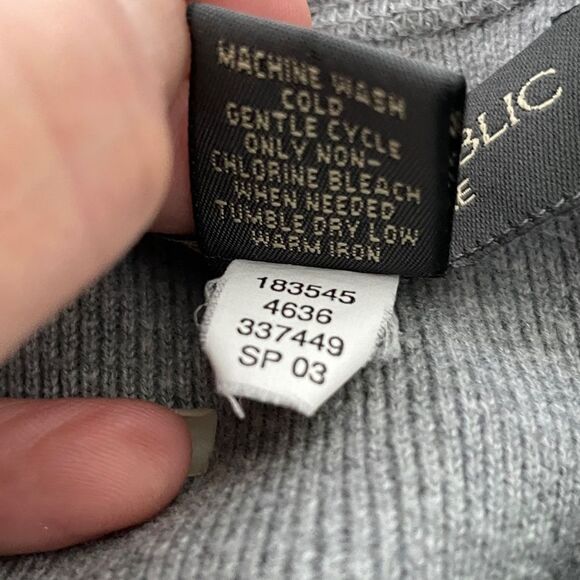 Banana Republic Factory Store Cotton Casual Stripe Sweater Size Medium - Picture 6 of 6